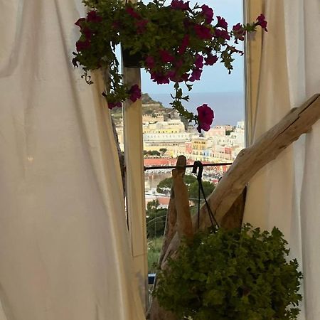 Villa Isabella Ponza Eksteriør bilde