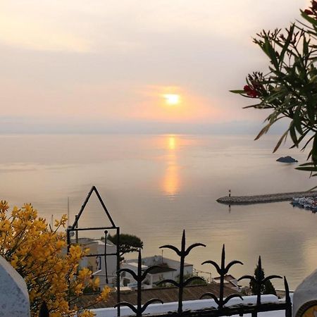 Villa Isabella Ponza Eksteriør bilde