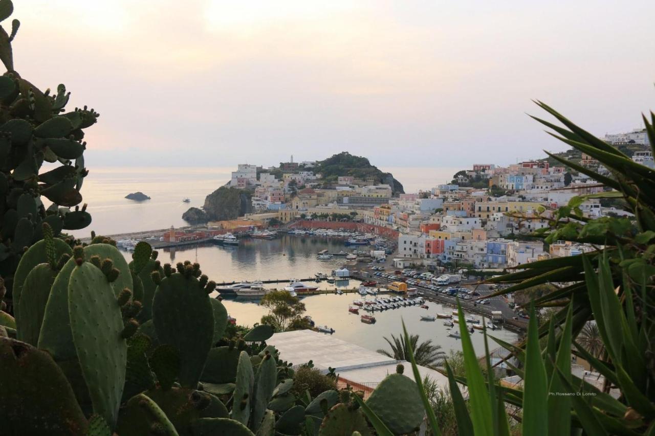Villa Isabella Ponza Eksteriør bilde